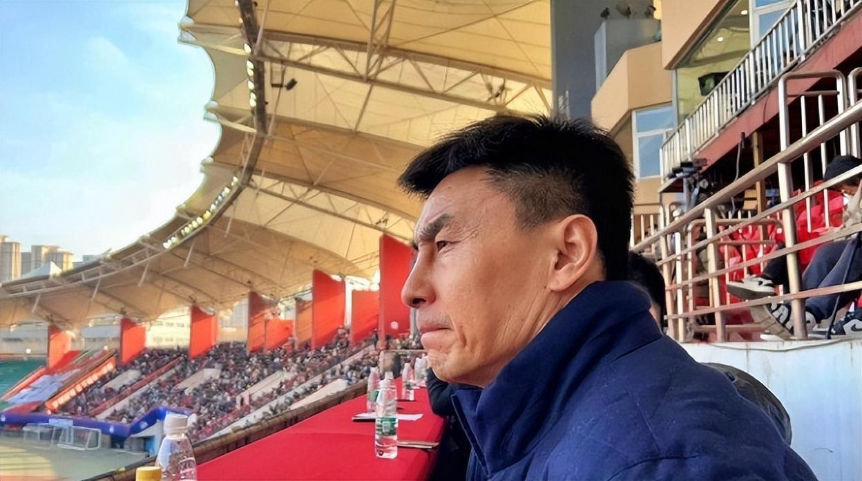 LPL猜输赢-中甲俱乐部宁波队选帅看好李玮锋,已跟他正式接触谈判,值得期待